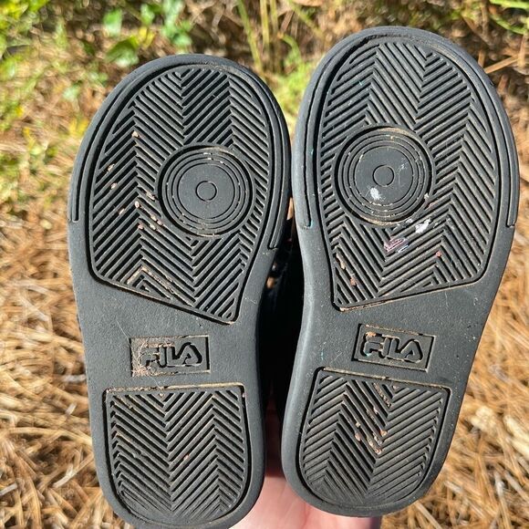 Fila black high tops- toddler size 7 - Picture 3 of 5